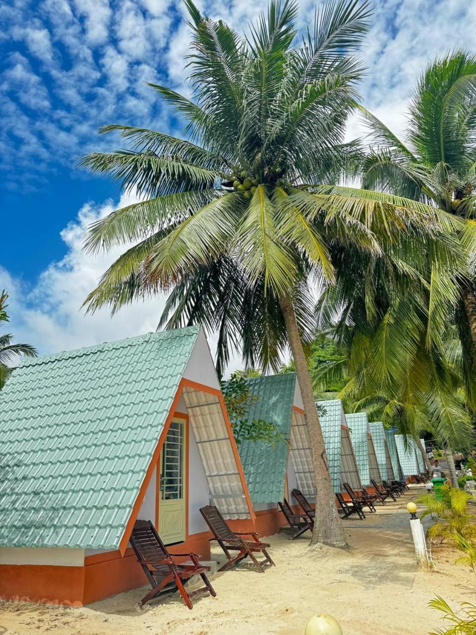 ไนซ์ บีช บังกะโล Derm Tkov Village ภายนอก รูปภาพ